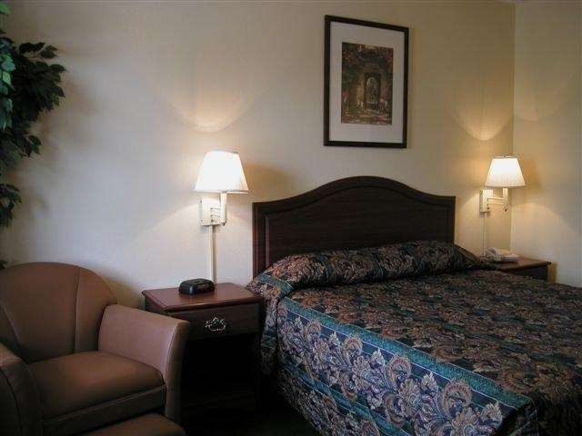 Intown Suites Extended Stay ハッティズバーグ 部屋 写真