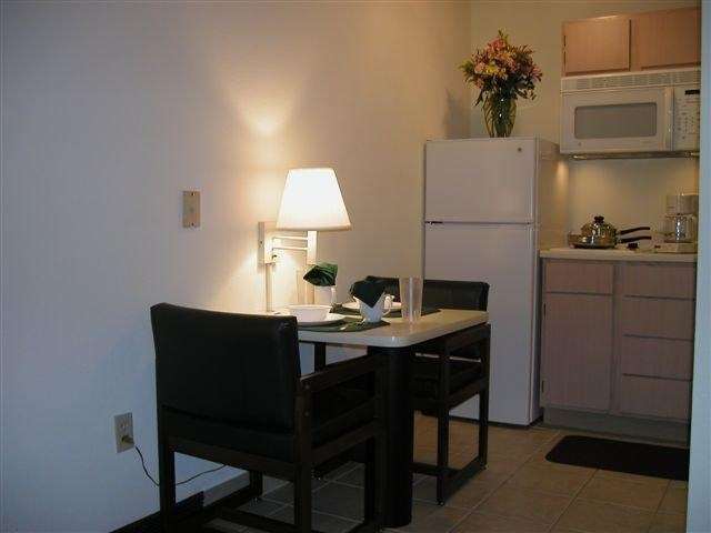 Intown Suites Extended Stay ハッティズバーグ 部屋 写真
